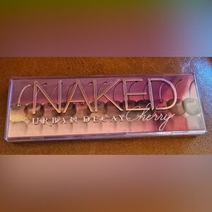 Urban Decay Naked Cherry Eyeshadow Palette